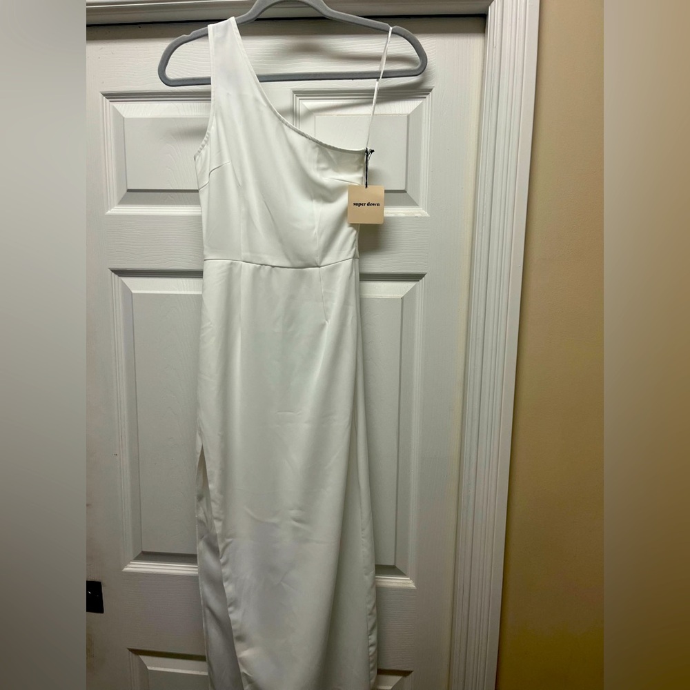 Super Down white maxi